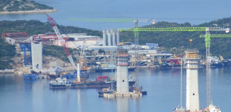 U dolini Neretve jedini stranci Kinezi koji rade na Pelješkom mostu