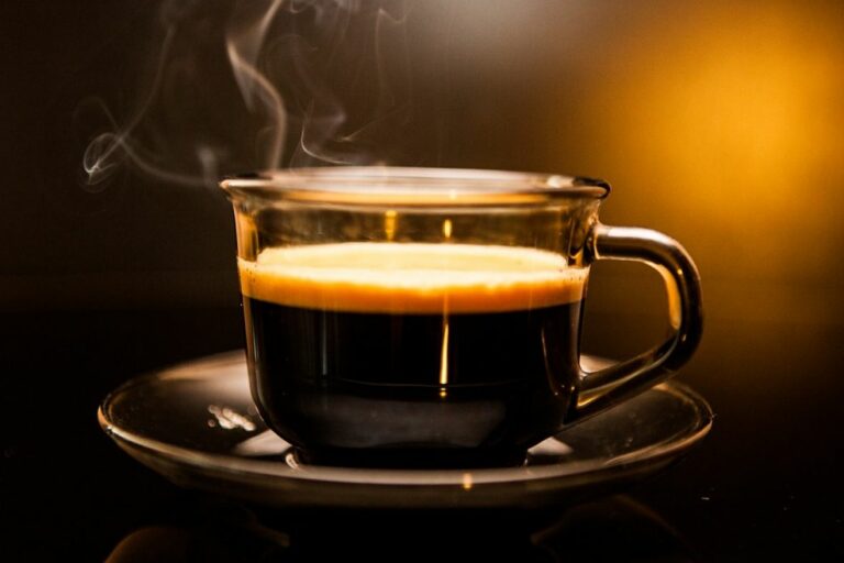 Trikovi koji će pretvoriti šoljicu kafe u zdraviji napitak