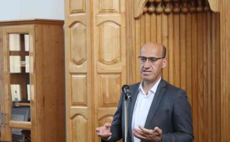 Salkić: Kažnjavanjem učenika zbog proslave Dana državnosti BiH vrši se dodatni pritisak na Bošnjake