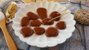 domace bombone protiv kaslja 696x392 1