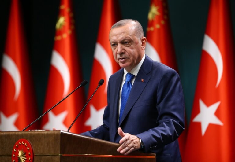 Erdogan: Evropa frontom protiv muslimana priprema svoj kraj, Macronu je potrebno liječenje u mentalnom pogledu