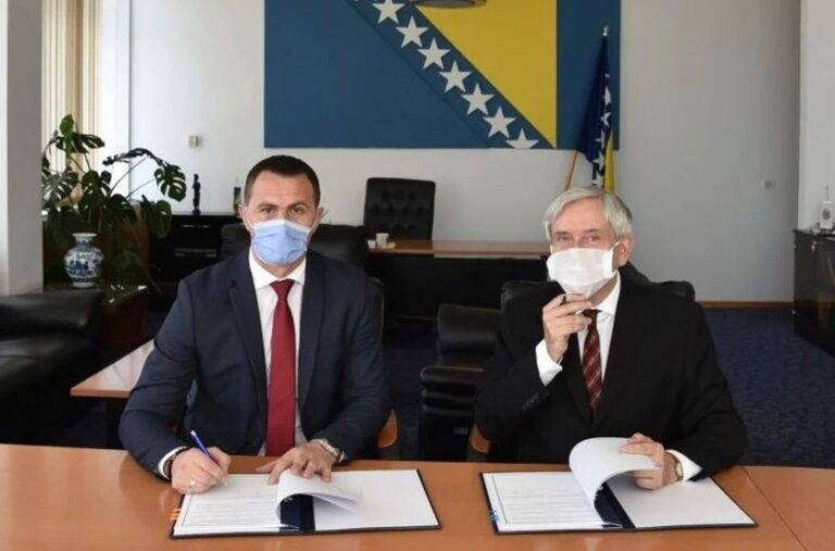 Francuska donirala BiH sistem za borbu protiv ilegalne trgovine oružjem