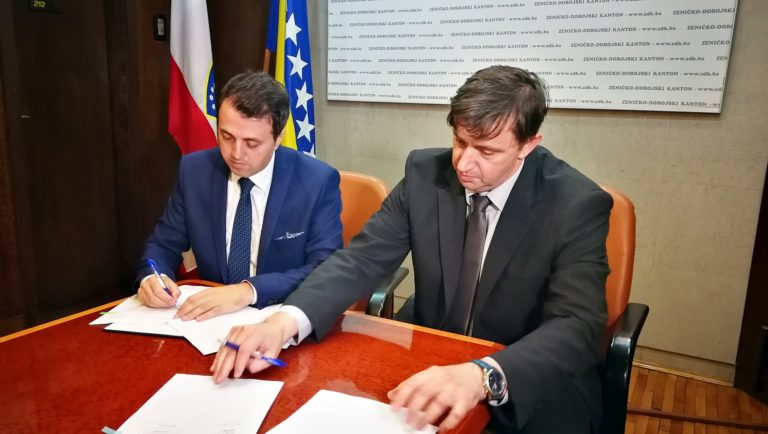 U Zenici potpisan ugovor o regionalnom vodovodu Plava voda vrijedan 50 miliona KM