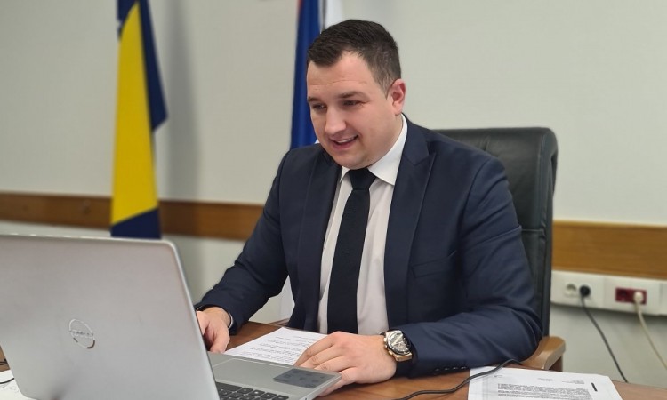 Lučić: Smanjiti homofobiju i transfobiju u društvu