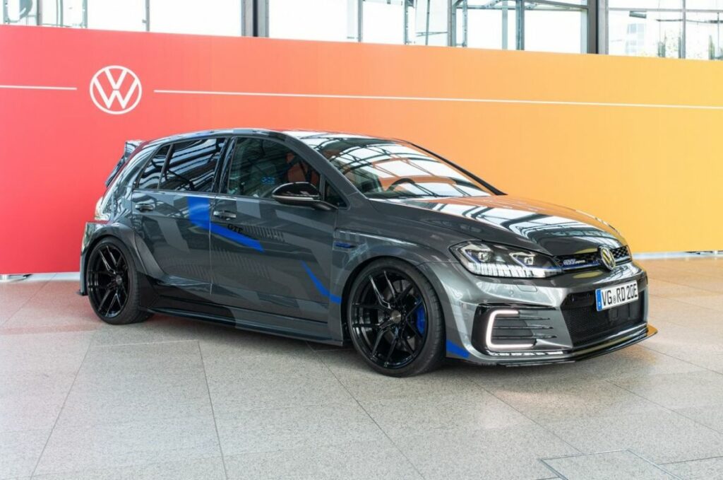 golf gte hybrid 01