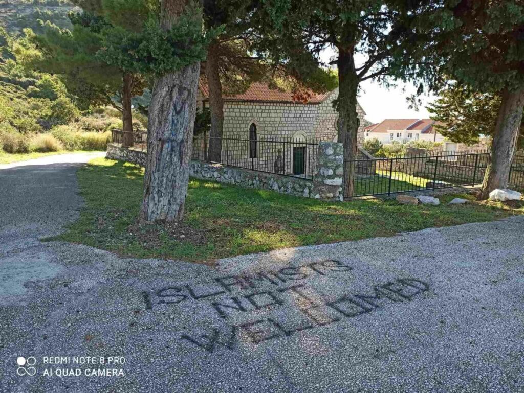 grafiti poruke dubrovnik islamofobija mrznja 1