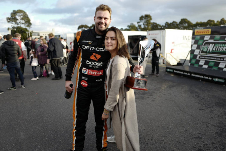 Travničanka u vezi s australskim reli vozačem (FOTO)