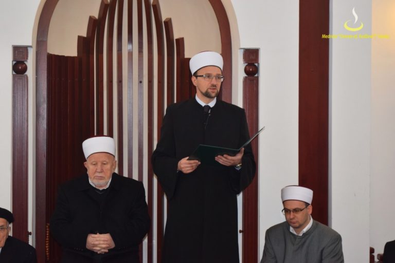 Medresa „Osman ef. Redžović“: Proučena hafiska dova i promovirane dvije nove zeničke hafize