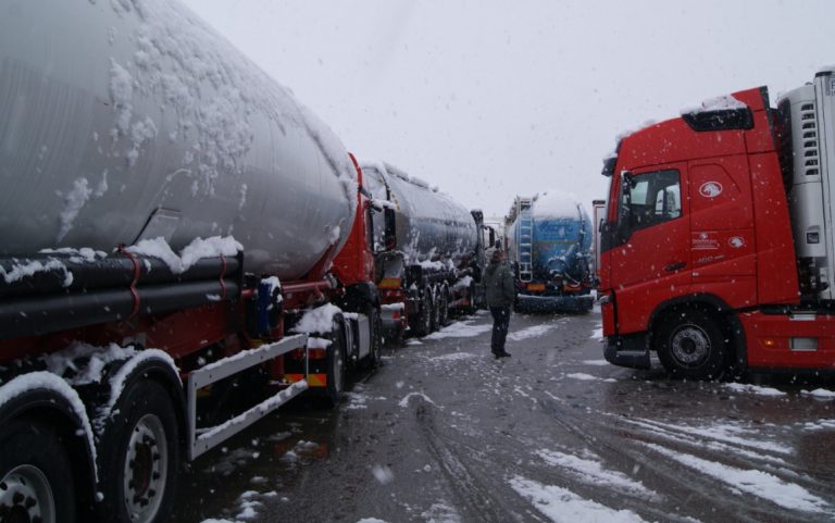 Apokaliptične scene: Bosanska Gradiška postala grad karantina i kamiona