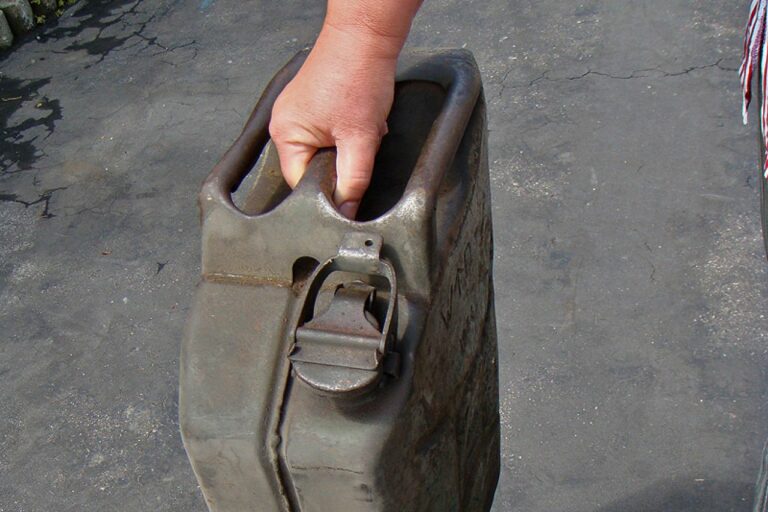 U Kaknju ukradeno 200 litara goriva