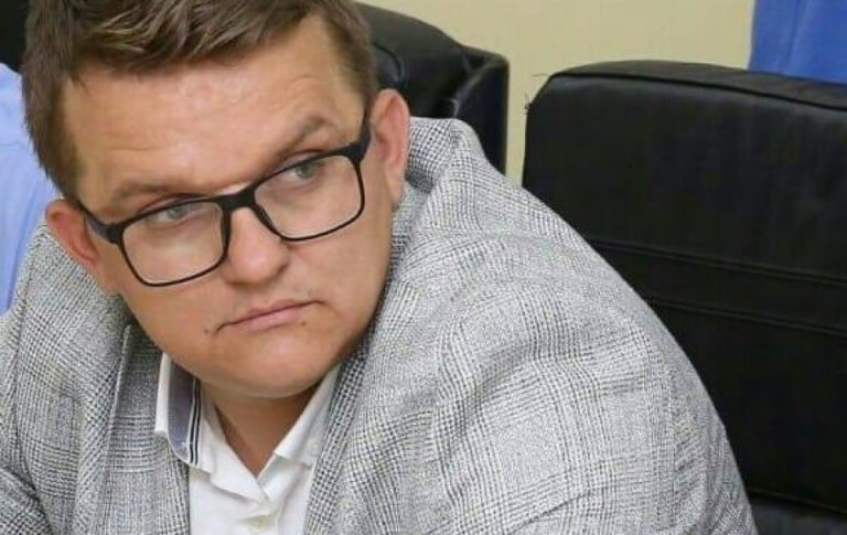 APSURDI | Dom za stara lica Zenica: Ko štiti direktora Kemala Efendića?
