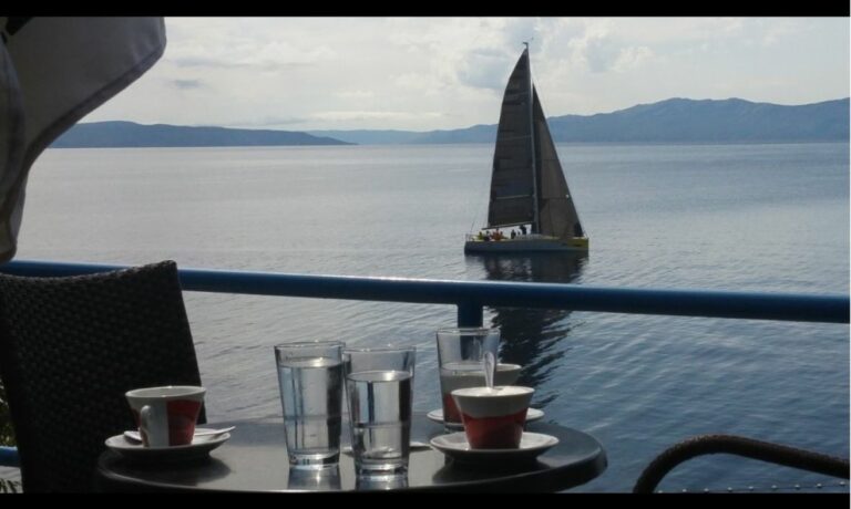 Fotografija iz Hrvatske širi se mrežama: Neobična poruka za goste na računu