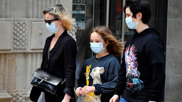 Stručnjaci otkrivaju: Šta je istina, a šta mit o zaštitnim maskama?