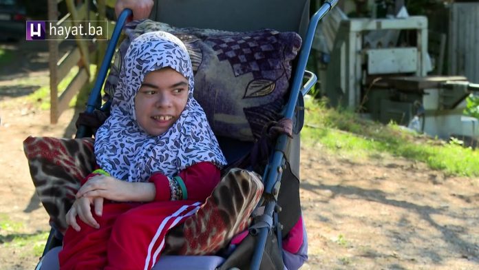 maxresdefault 3 696x392 1