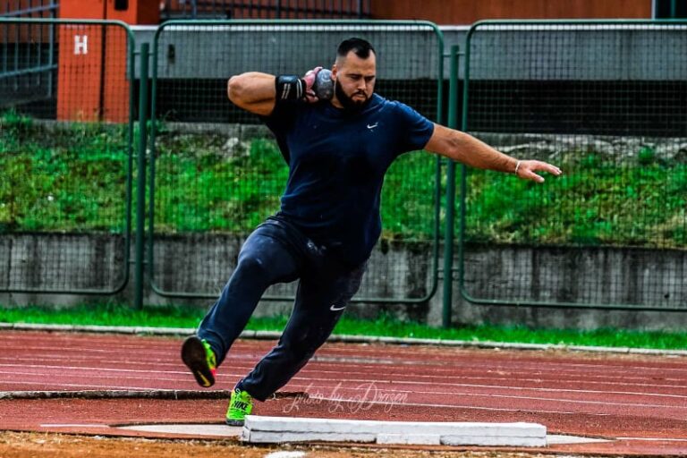 Pezer prvi na mitingu u Zenici