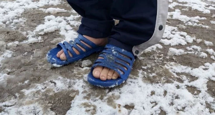 Migranti u BiH prvi snijeg dočekali u papučama