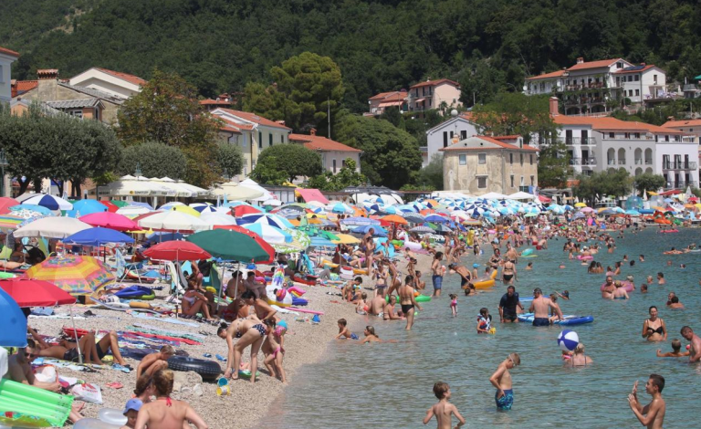 Da li ćemo moći ove godine putovati na odmore?