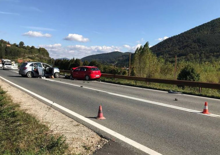 Nakon sudara kod Žepča: Žena preminula u vozilu Hitne pomoći na putu do Zenice