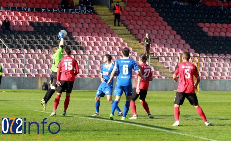 Široki na Pecari protiv Krupe, Sloboda mora po tri boda protiv Viteza