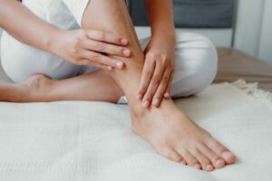 noge otekle 9867 696x463 1