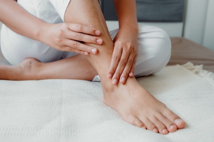 noge otekle 9867 696x463 1