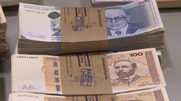 Koliko gotovine bez prijave možete iznijeti iz BiH