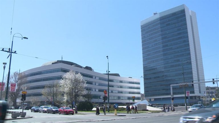 Raspisan javni oglas za radna mjesta u Parlamentu BiH, plaća i do 2.000 maraka