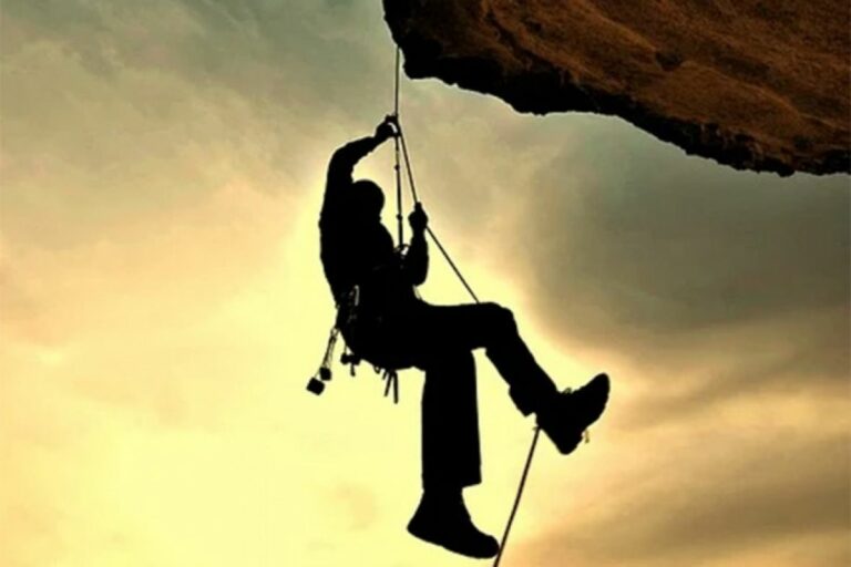 Nesreća u BiH: Poznato ko je poginuo u padu sa stijene