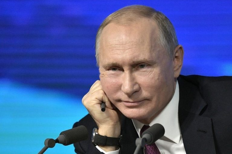 Putin upozorio NATO da će Rusija djelovati ako se pređu njene “crvene linije”