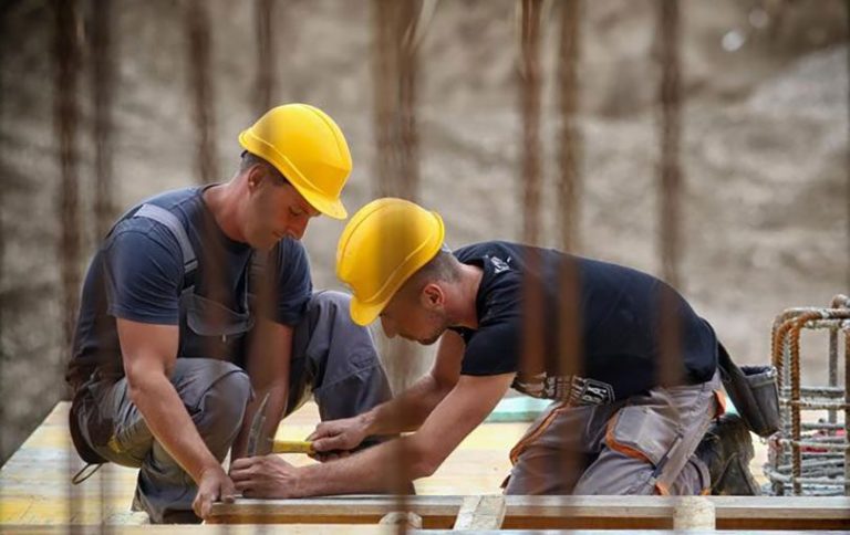 Šta je Zakon o ustupanju radnika: Sindikalci protiv, poslodavci kažu da je prijeko potreban