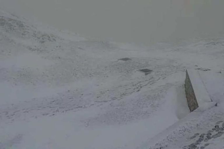 Nesvakidašnji početak ljeta: U Sloveniji pao snijeg