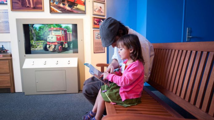 roditelji i djeca2 696x392 1