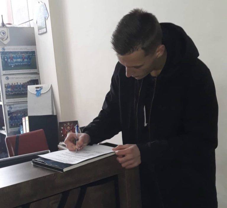 Mladi Azur Mahmić potpisao šestomjesečni ugovor s Čelikom