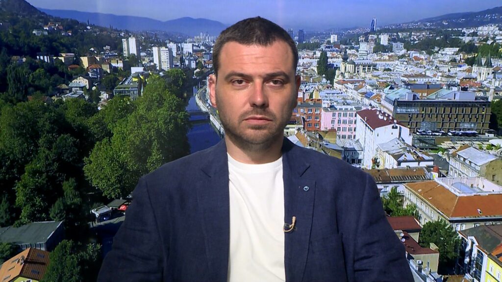 sa sasa magazinovic clf 130720 10 35 47 21 Still001