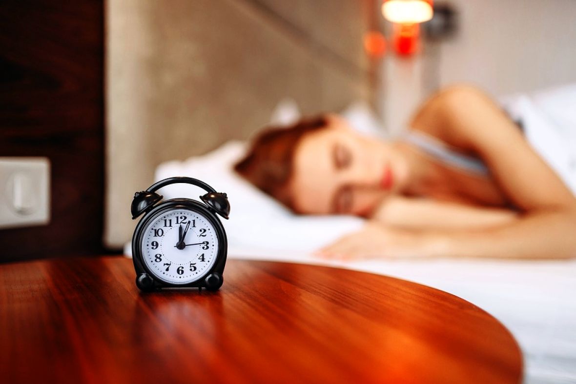 sat alarm budjenje spavanje pixabay 1