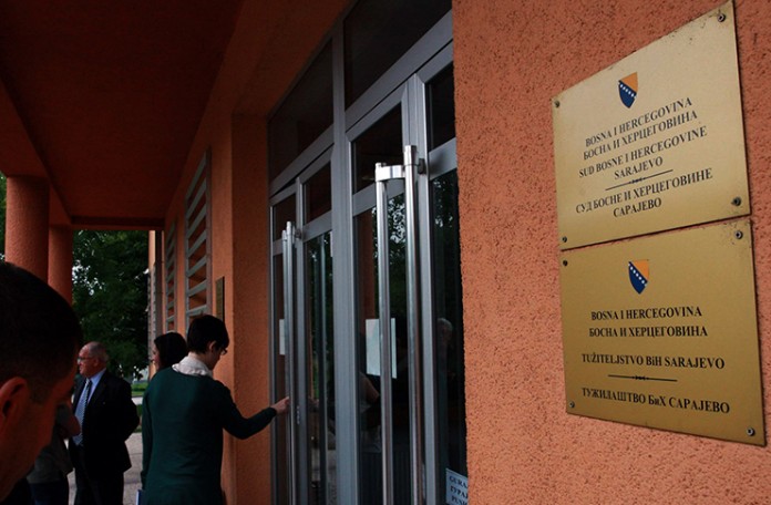 “BH novinari” osuđuju neprofesionalno ophođenje prema novinarima i medijima