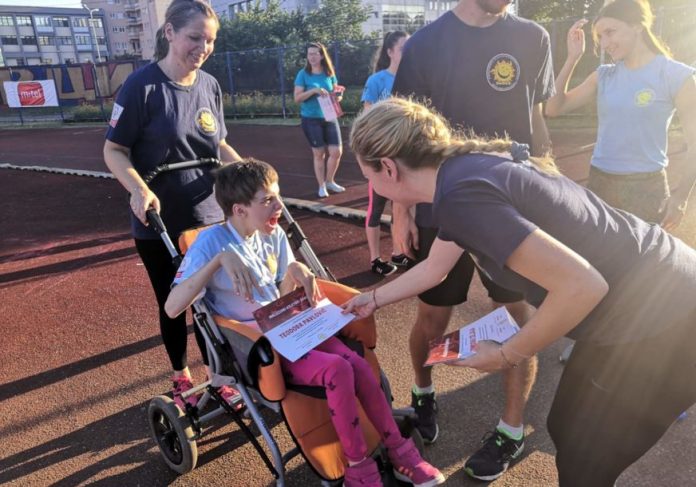 teodora dobila priznanje 872x610 1 696x487 1