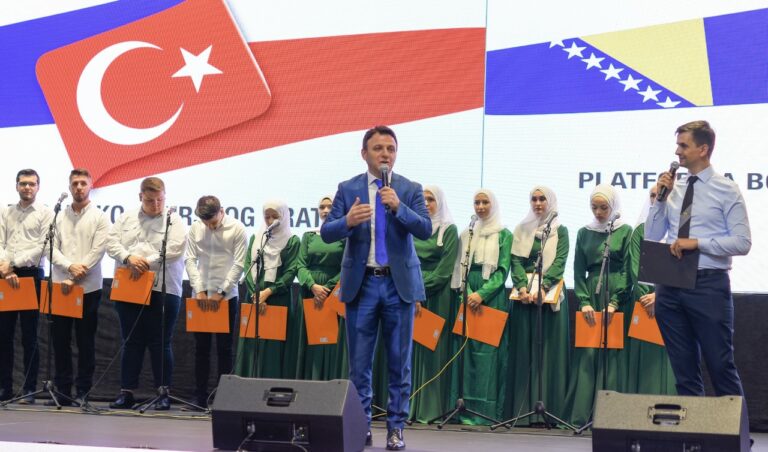 Orhan Cakmak, turski pjevač: Ne znam bosanski, ali nije teško pjevati na bosanskom