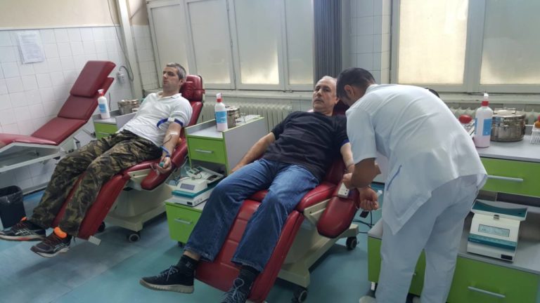 Zenica: Zaposlenici Instituta darovali krv