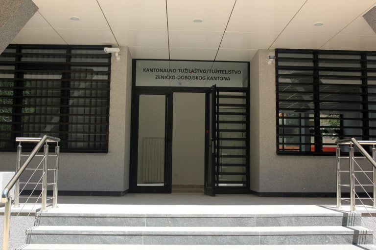 POTVRĐENA OPTUŽNICA: Zeničani lažirali dokumente Republike Hrvatske, napravili ličnu, pasoš, vozačku