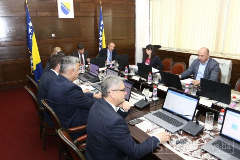 SDA DOBILA NAJVIŠE: Vlada FBiH odobrila 4 MILIONA KM za političke stranke