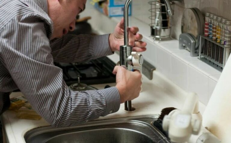 Vodoinstalateri otkrili šta nikad ne rade u svojim kućama