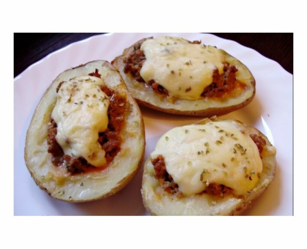 zapeceni punjeni krompir