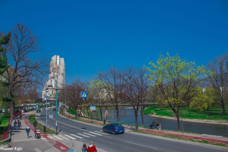 Romska zajednica ogorčena zbog inicijative vijećnika SDA kluba za dodjelu tri miliona maraka za NK Čelik!