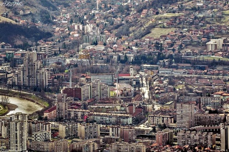 SDA Zenica optužuje Fuada Kasumovića za politikanstvo i zamjenu teza