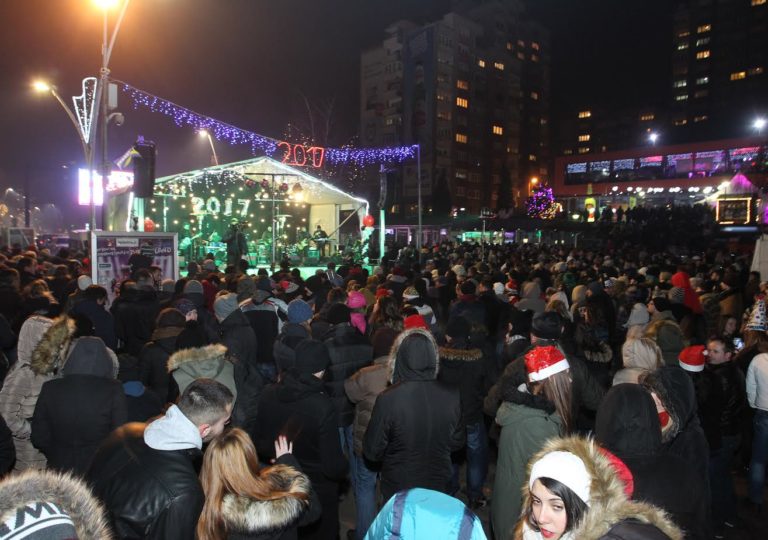 Završne pripreme za Novogodišnji spektakl u srcu Zenice